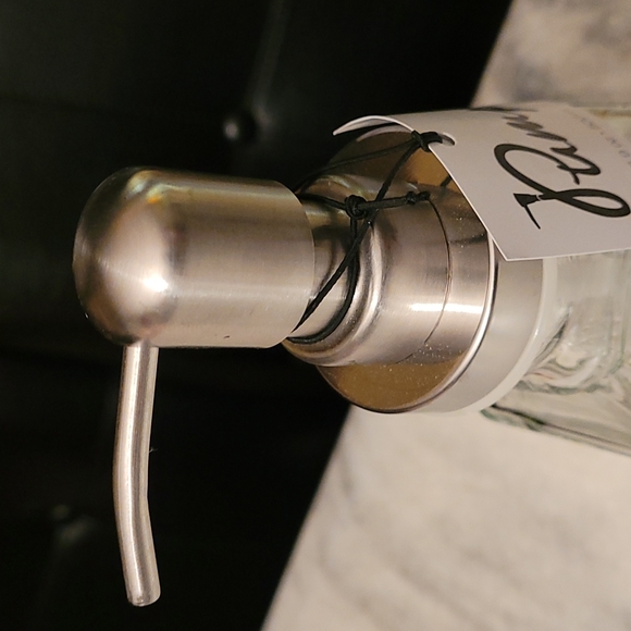 Soap Pump - Picture 3 of 7